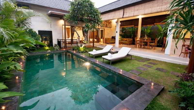 Sandi Agung Villa Seminyak  Exterior photo