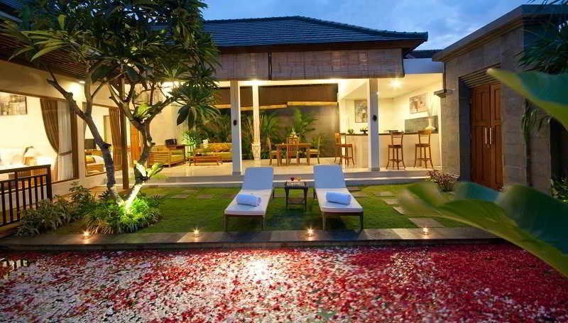 Sandi Agung Villa Seminyak  Exterior photo